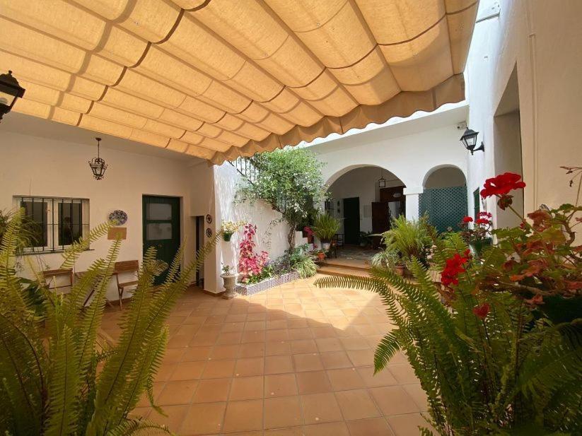 Apartamentos El Arco Conil De La Frontera Exterior photo