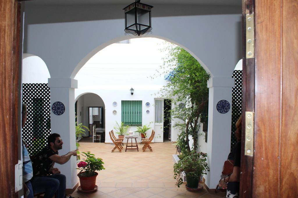 Apartamentos El Arco Conil De La Frontera Exterior photo