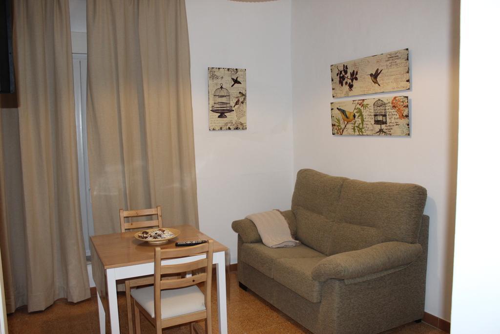 Apartamentos El Arco Conil De La Frontera Exterior photo